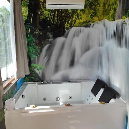 Camping Mirador De Ezaro *