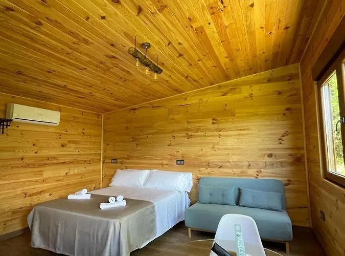 Campeggio Mirador De ézaro *